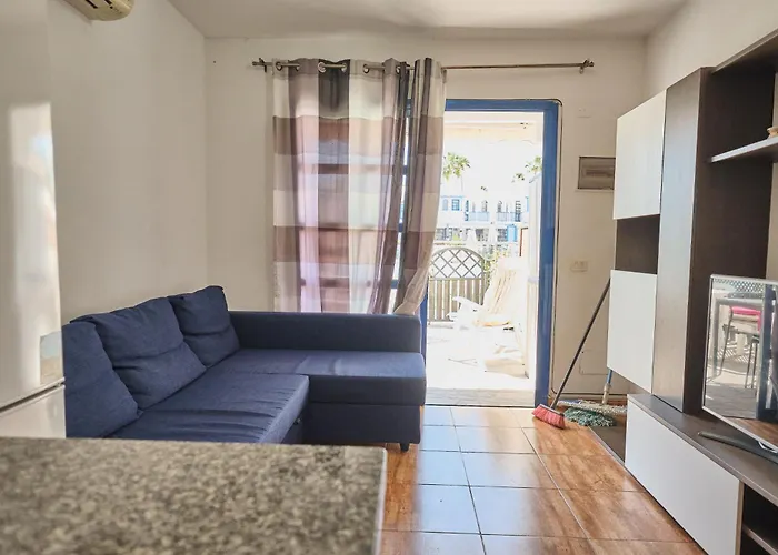 Delightful Bungalow Playmar: Comfort And Convenience In Maspalomas, Steps Away From Shopping Centers And Beaches